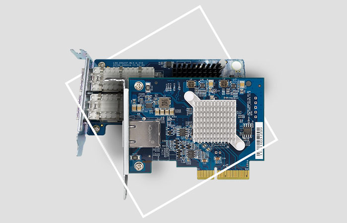 اسلات PCIe انعطاف پذیر در دستگاه TS-H2483XU-RP